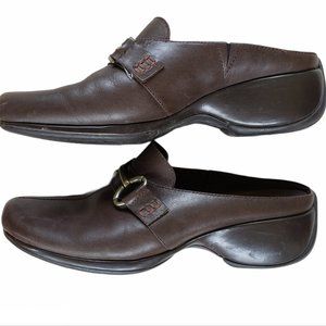 Rockport Women's Brown Leather Slides/Mules Sz 8W